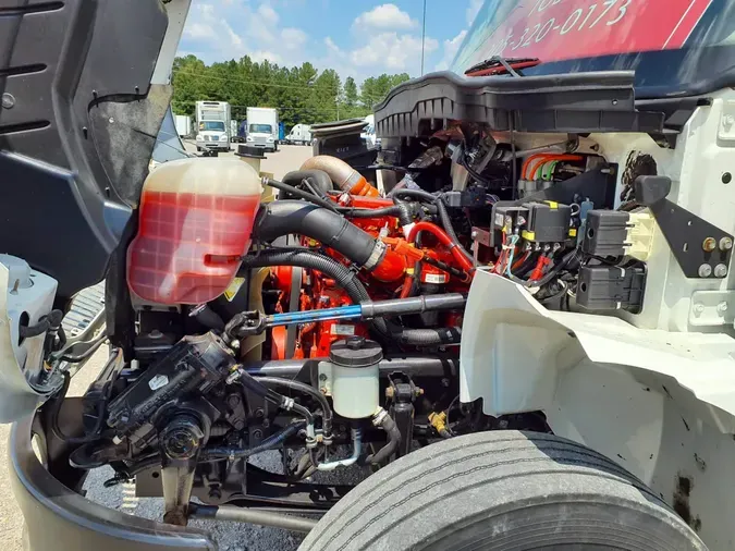 2017 NAVISTAR INTERNATIONAL 4300