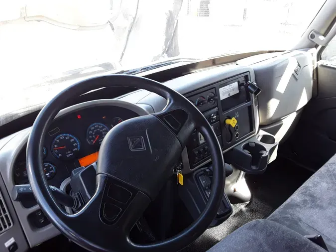 2019 NAVISTAR INTERNATIONAL 4300