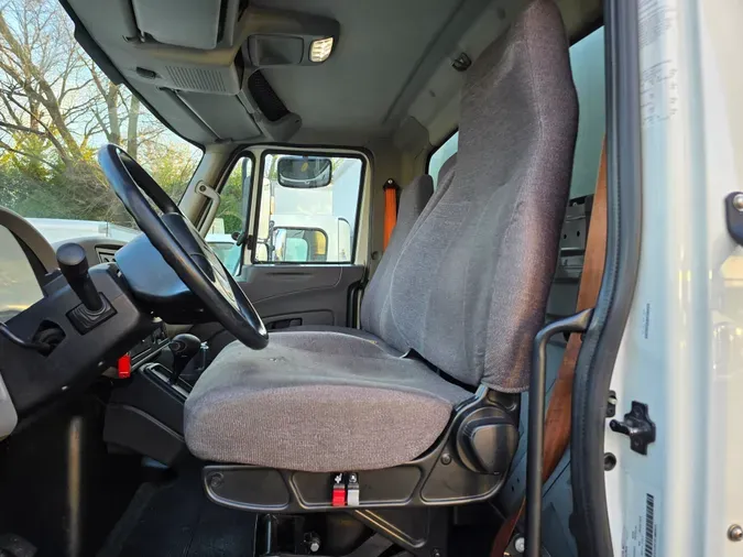 2017 NAVISTAR INTERNATIONAL 4300