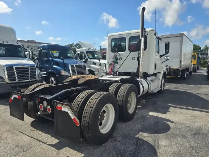 2020 FREIGHTLINER NEW CASCADIA PX12664