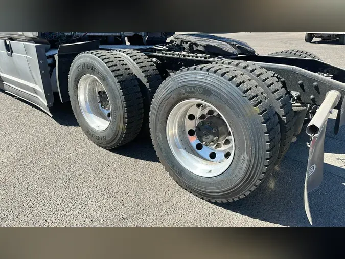 2022 Freightliner Cascadia 126c114c1857ed9841fa605a63c856b1b00