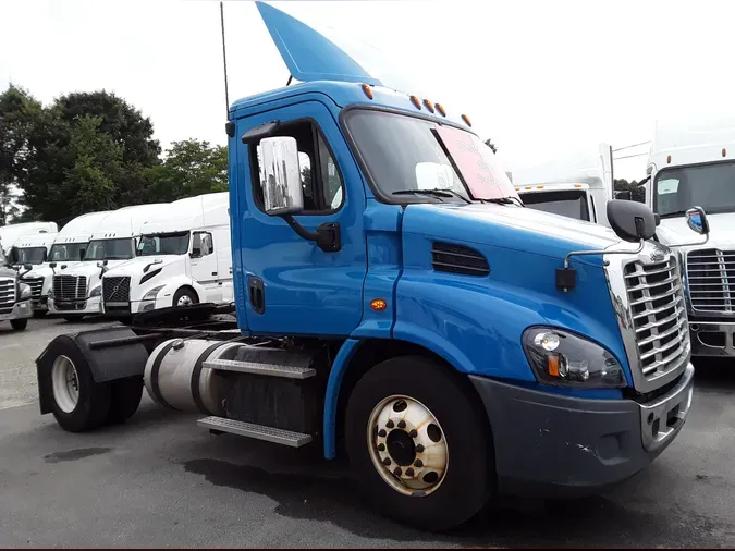 2018 FREIGHTLINER/MERCEDES CASCADIA 113