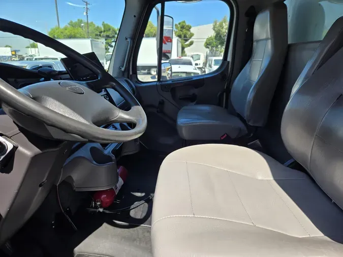 2019 Freightliner Business Class M2 106