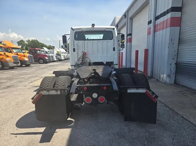 2017 FREIGHTLINER M2-112
