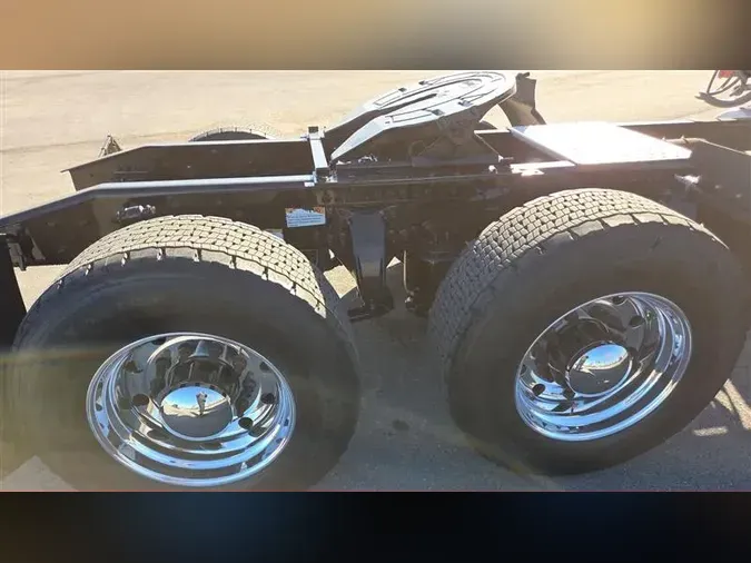 2020 FREIGHTLINER CA116