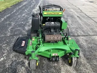 2016 John Deere 652R