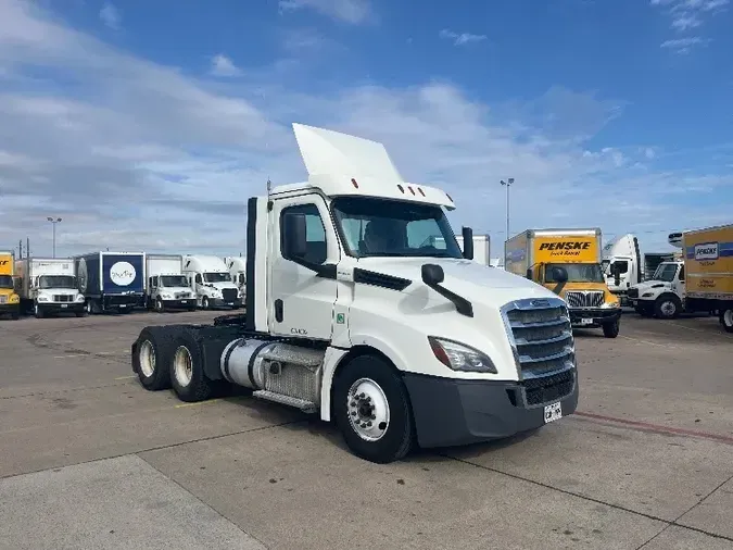 2018 Freightliner T12664STc12078142d07c5a0a284eb5fd8167722