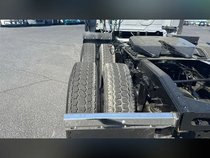 2020 FREIGHTLINER CASCADEVO1