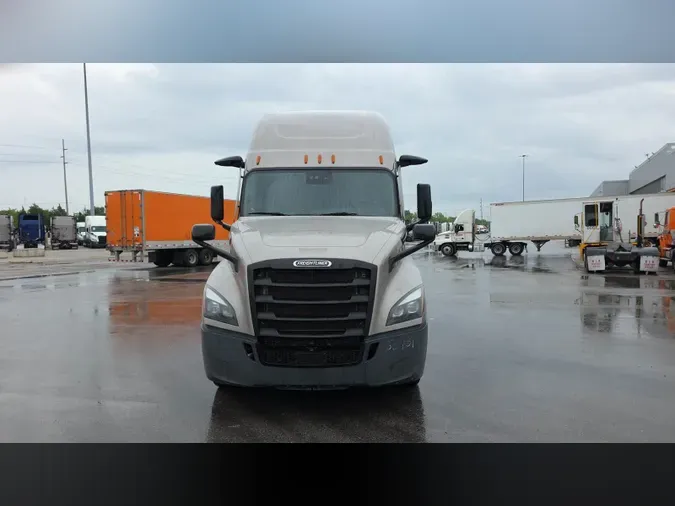 2025 Freightliner Cascadia 126