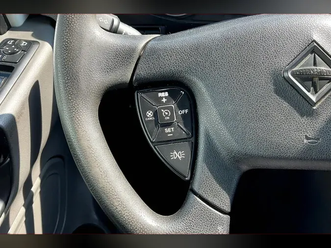 2022 INT LT625 6x4