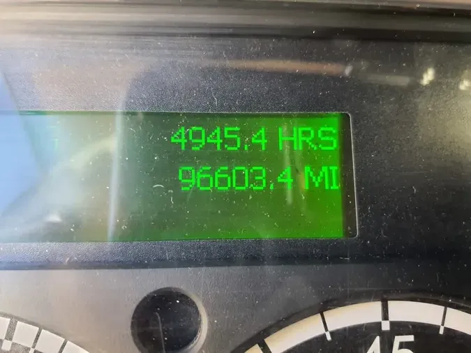 2016 FREIGHTLINER M2 106