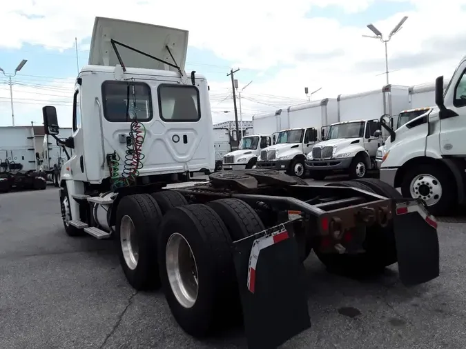 2019 FREIGHTLINER CASCADIA 125