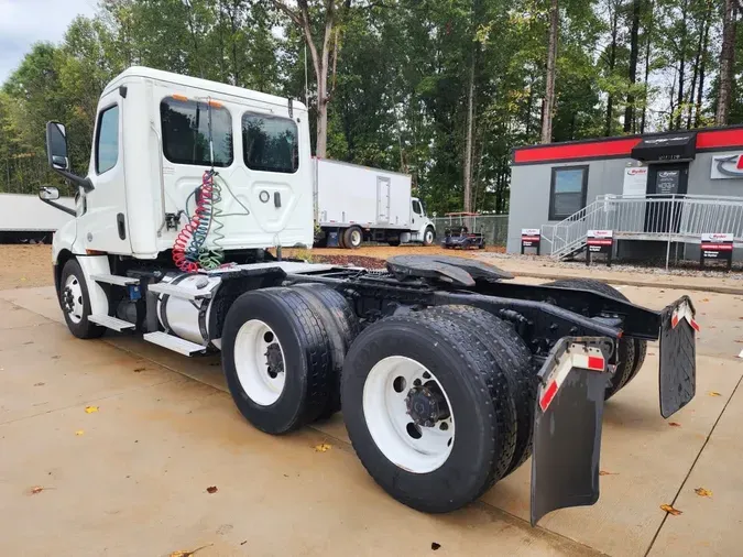 2020 FREIGHTLINER NEW CASCADIA PX12664