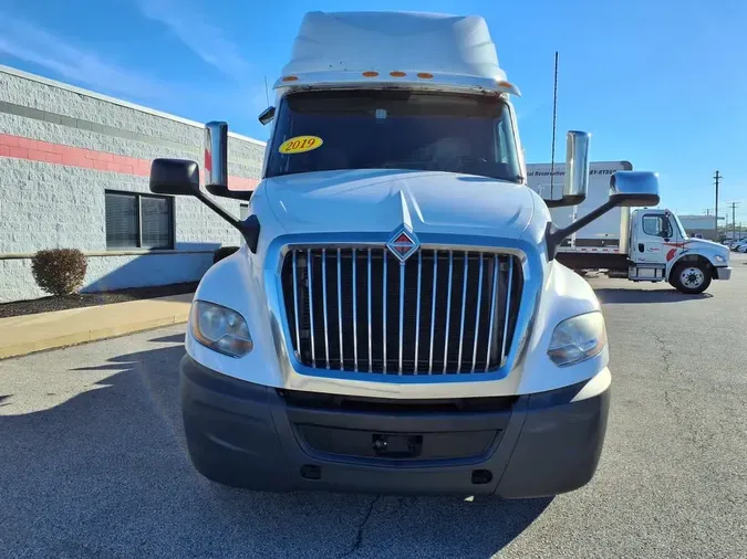 2019 NAVISTAR INTERNATIONAL LT625 SLPR CABc132e33b064589f8c1939962104a3591