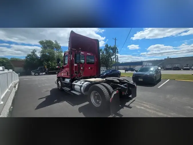 2019 FREIGHTLINER/MERCEDES CASCADIA 125c133707edd31dfcedfbb540350b0b8cb