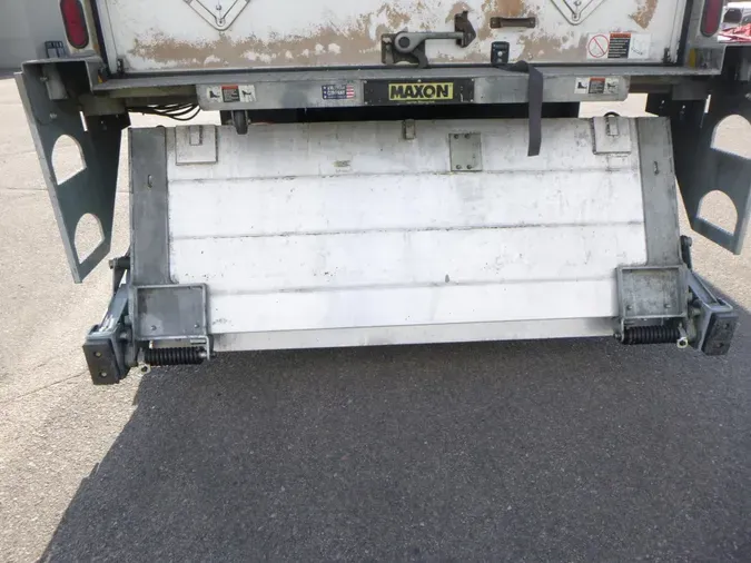 2020 Peterbilt 337