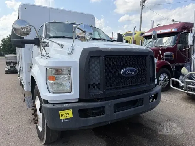 2017 FORD F650 SD