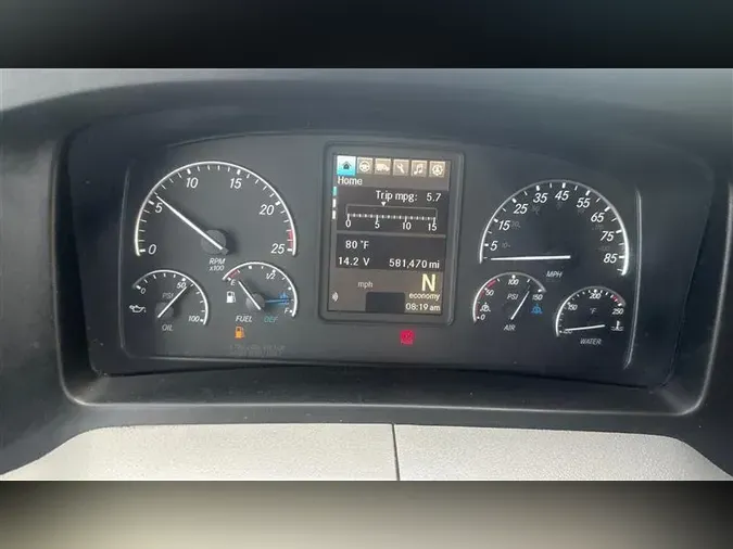 2021 FREIGHTLINER CA126