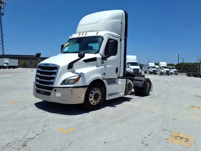 2021 FREIGHTLINER/MERCEDES CASCADIA PX11642STc13cb067c87124a5bd1cff45680dd89f