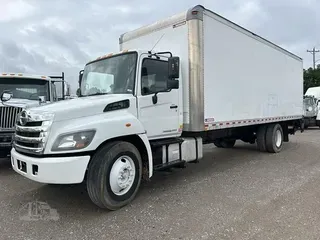 2016 HINO 338