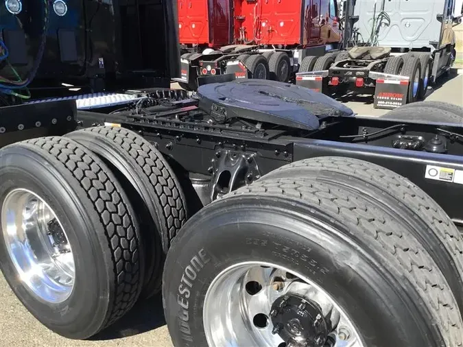 2022 KENWORTH T680c13db01fb472df61010a2f66f1d48757