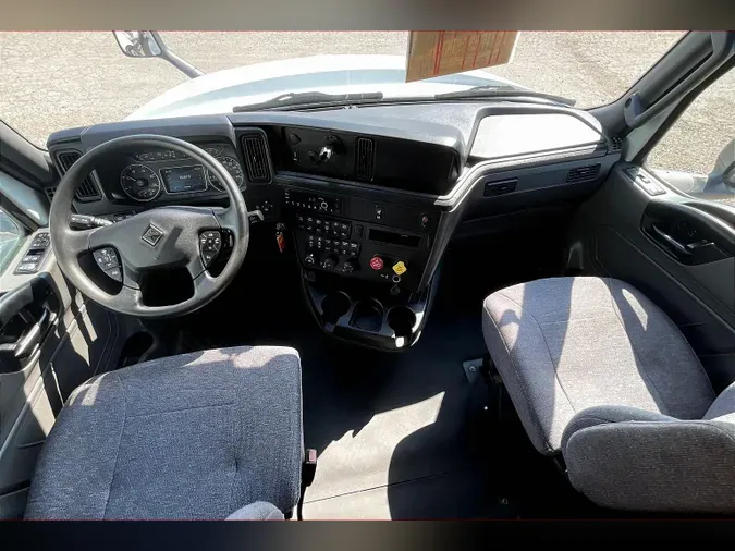 2022 INT LT625 6x4