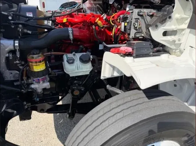 2019 Freightliner Business Class M2 106