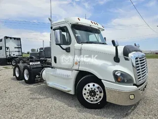 2016 FREIGHTLINER CASCADIA