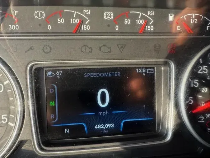 2022 International LT625