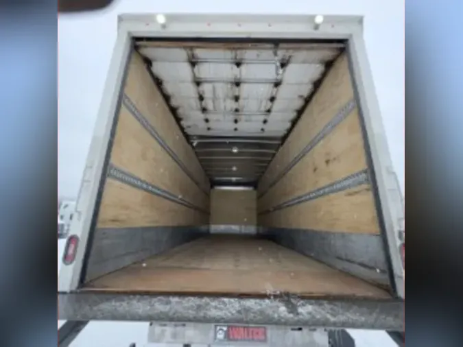 2023 FREIGHTLINER/MERCEDES M2 106