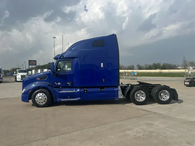 2021 Peterbilt 579