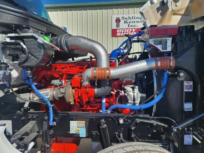 2026 Kenworth W990