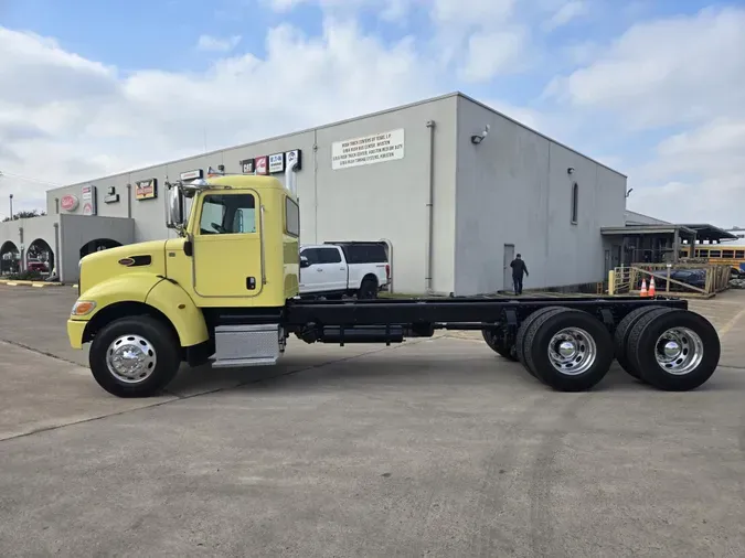 2020 Peterbilt 348