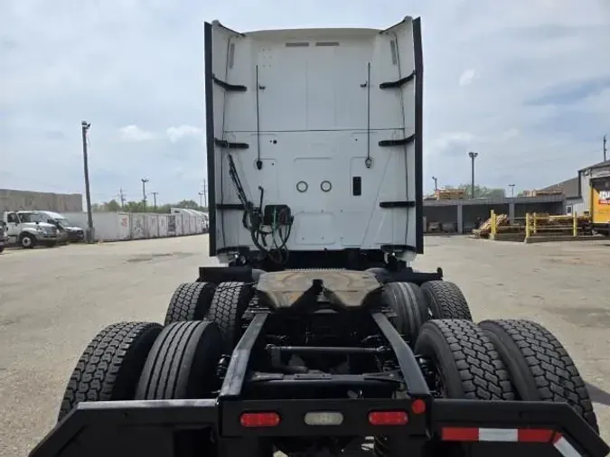 2020 International LT625