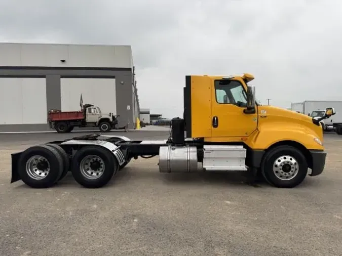 2021 International LT625