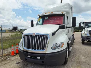 2020 NAVISTAR INTERNATIONAL LT625 SLPR CAB