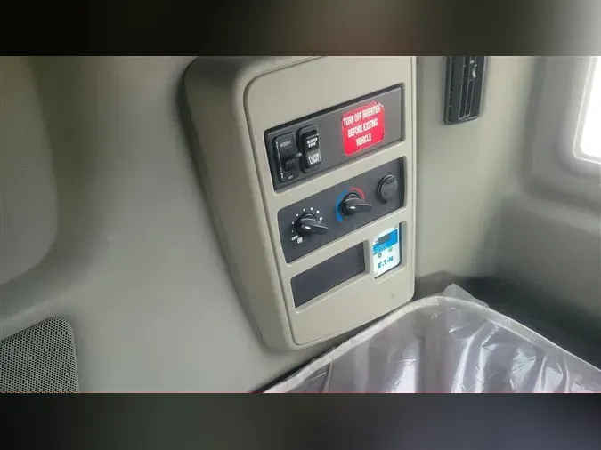 2022 INTERNATIONAL LT625