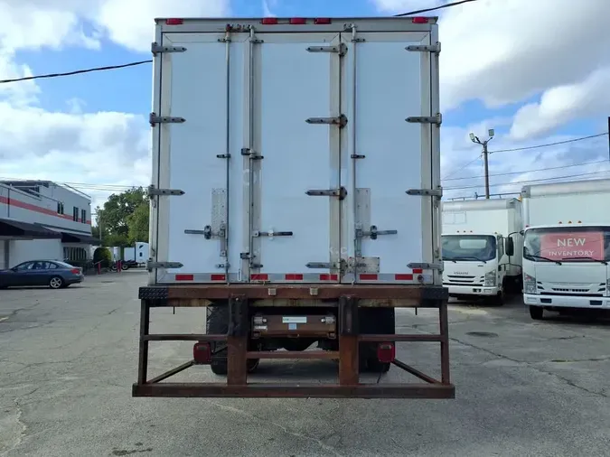 2016 FREIGHTLINER/MERCEDES M2 106