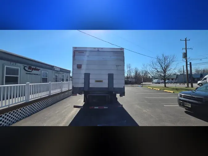 2020 FREIGHTLINER/MERCEDES M2 106