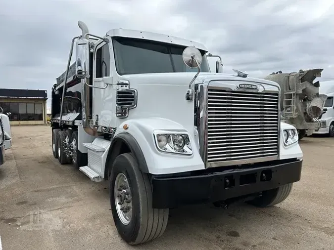 2018 FREIGHTLINER 122SD