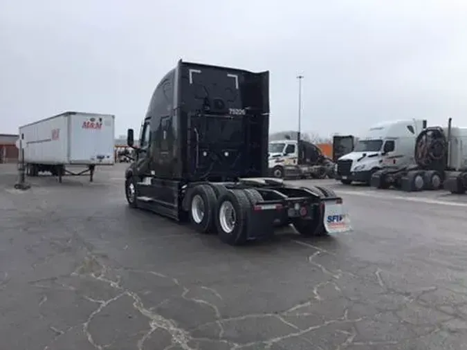 2023 Freightliner Cascadia