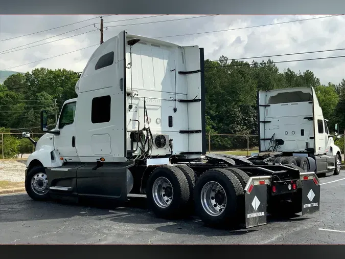 2021 INT LT625 6x4
