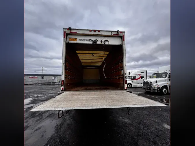 2019 FREIGHTLINER/MERCEDES M2 106