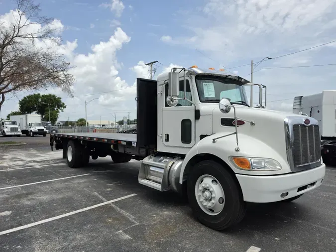2019 Peterbilt 330c1697ff3fea276fcd185b60bd75ec87f