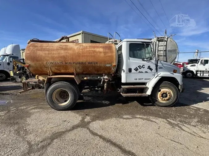 2000 FREIGHTLINER FL70c16da6f672539c69f2ad98b7402f5da6