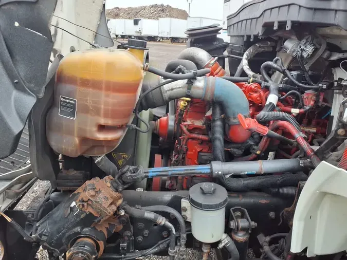 2019 NAVISTAR INTERNATIONAL 4300