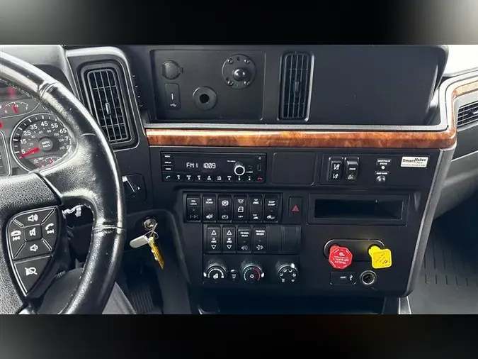 2022 INTERNATIONAL LT