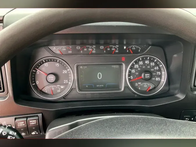 2021 INT LT625 6x4c1759f62e3d957a4ced1928da1778223