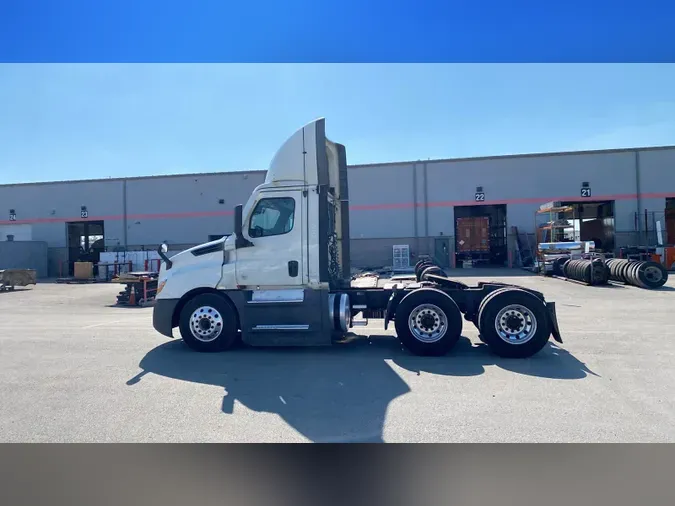 2021 Freightliner Cascadia 126c17702dd1fc5ede6363bfecbe5320264