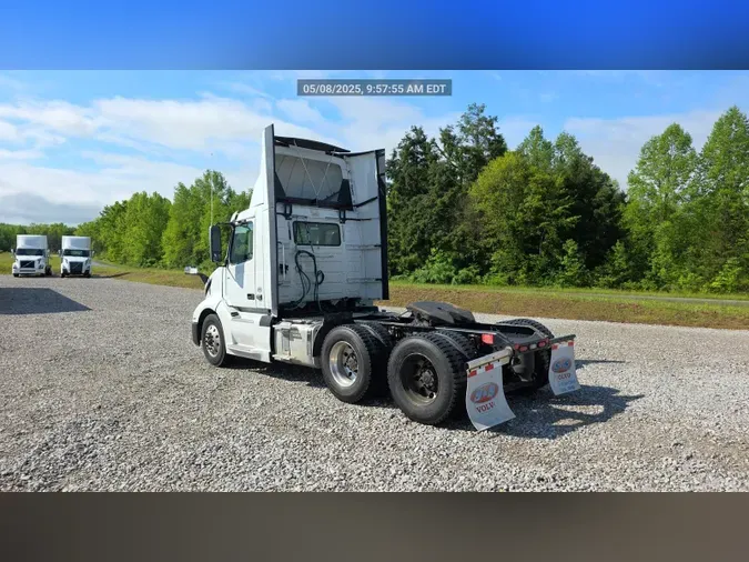 2018 Volvo VNL300